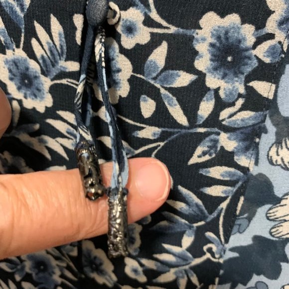 J.Jill Blue Floral Sheer Top Large - Picture 4 of 7